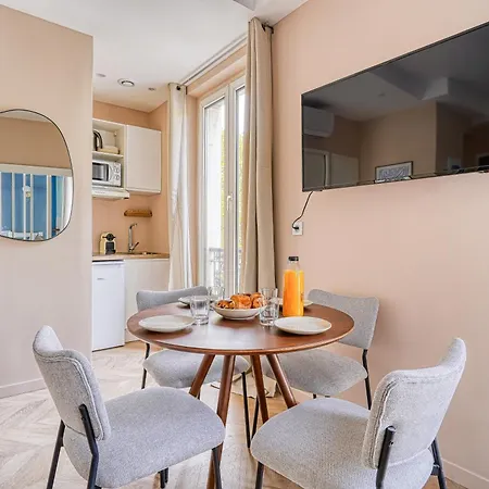 Colore Wagram Apartment *