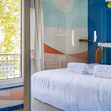 Colore Wagram Apartment Paris